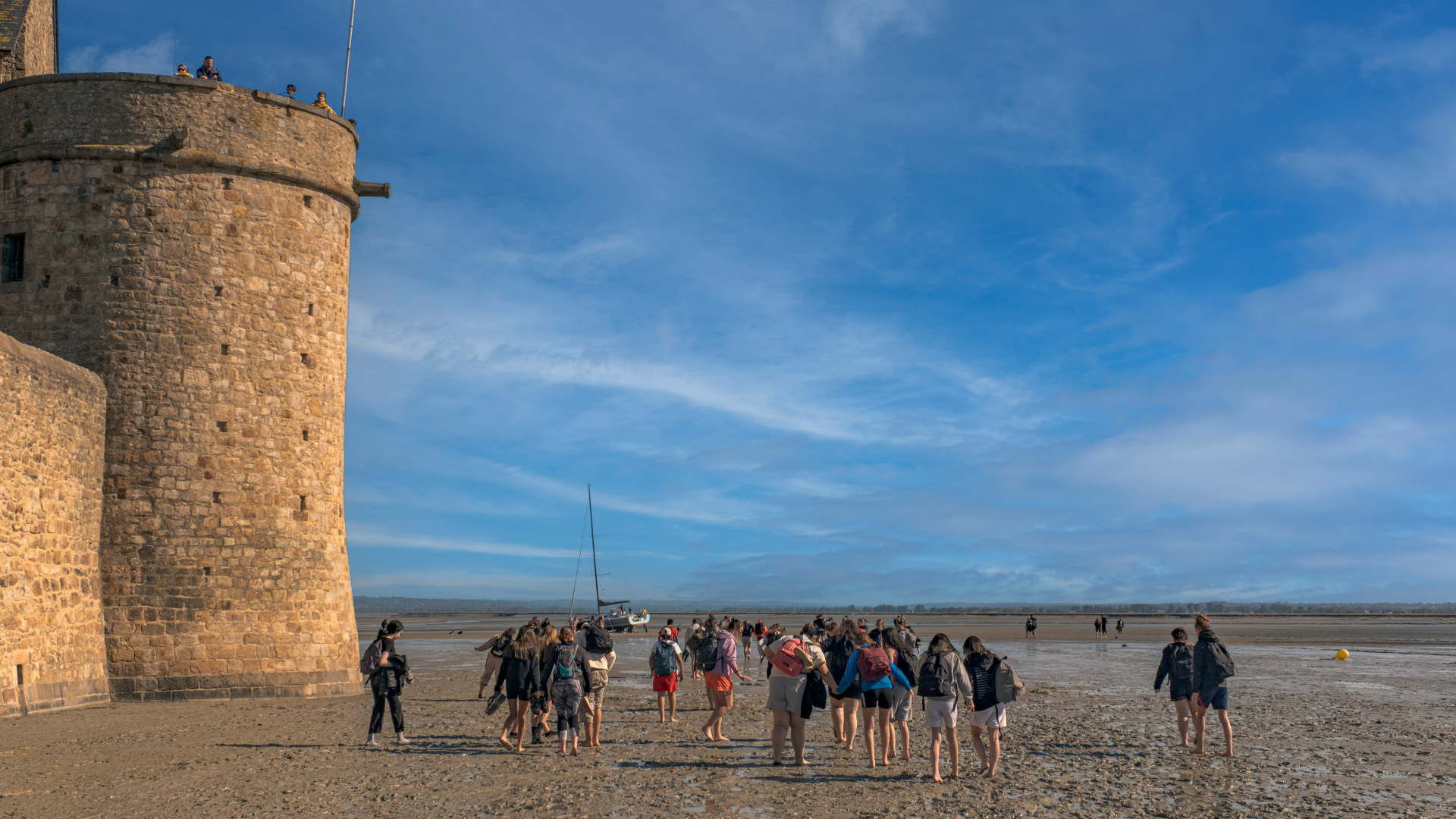Visite guidée dans la baie du Mont-Saint-Michel : un joyau entre ciel et mer -